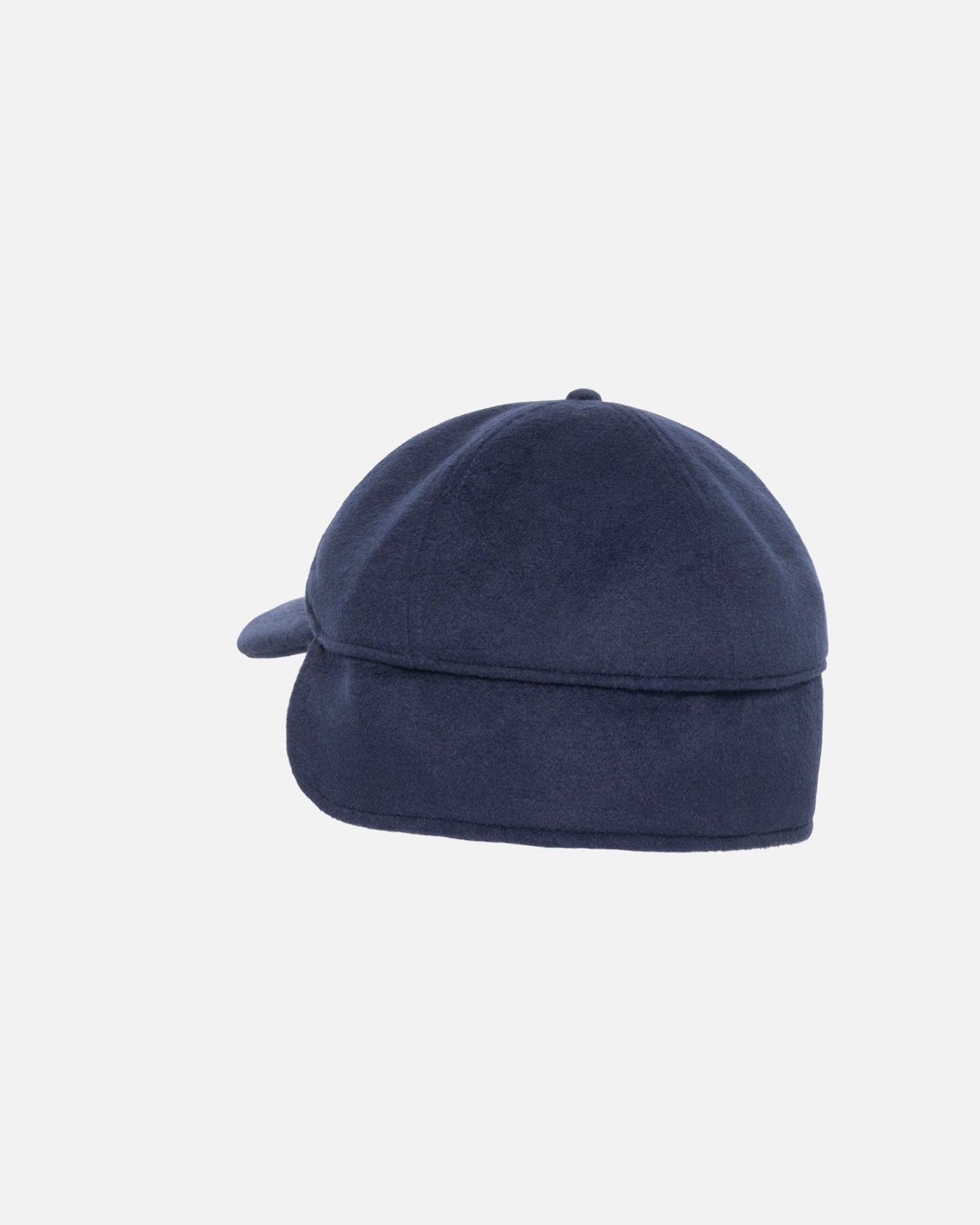 BONNET EN LAINE À OREILLETTES