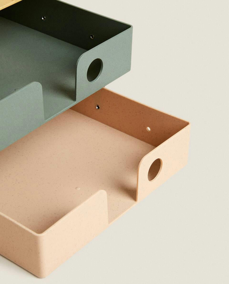 DOCUMENT TRAY