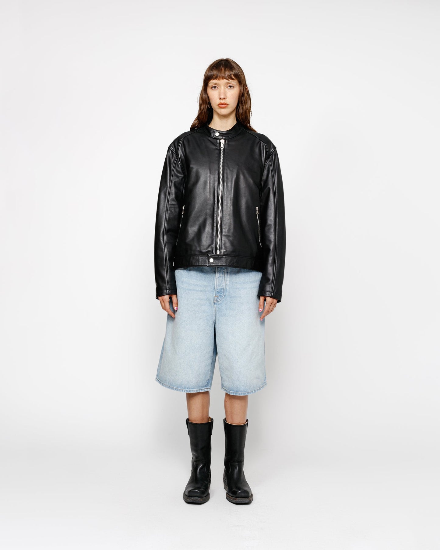 JEANS COURTS TRÈS AMPLES