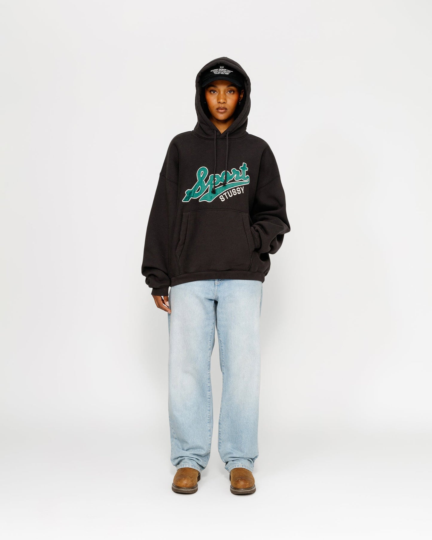 SWEAT À CAPUCHE ÉCUSSON SATIN