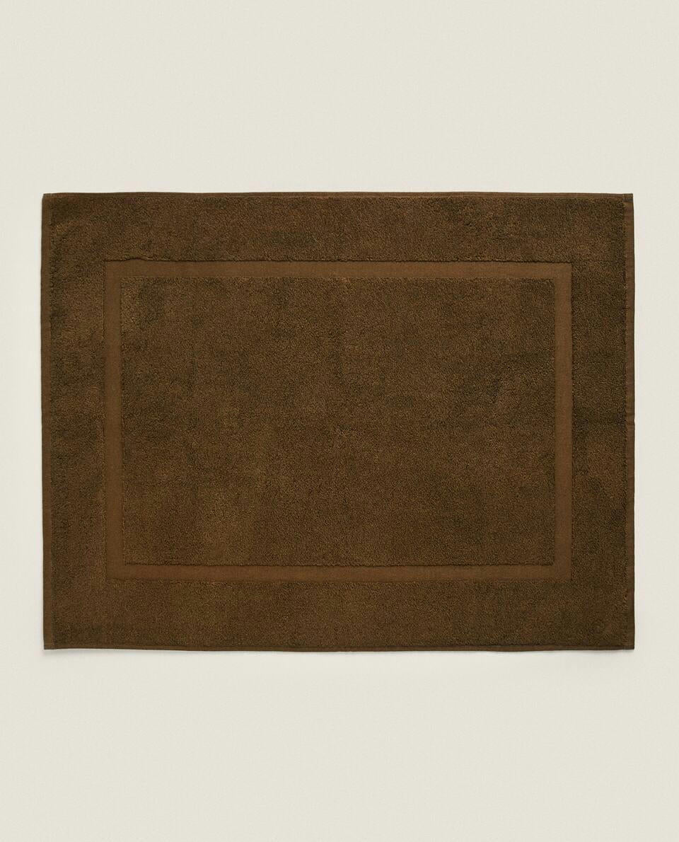 EXTRA-SOFT BATH MAT