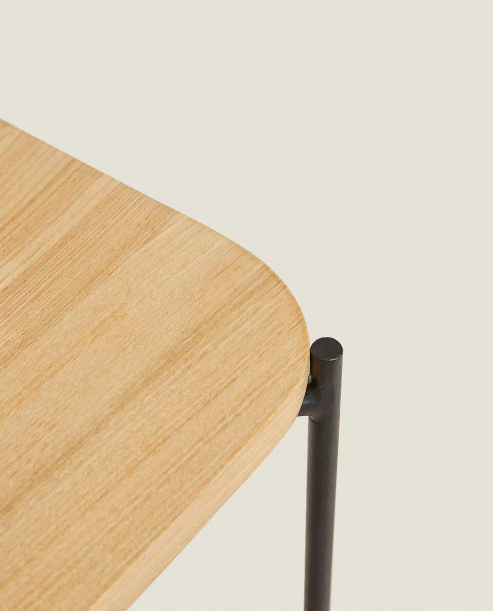 OAK SIDE TABLE