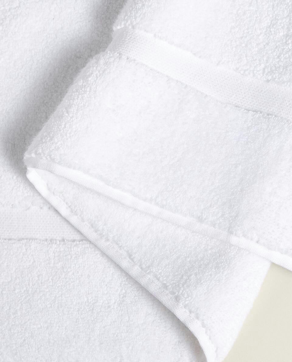 EXTRA-SOFT BATH MAT